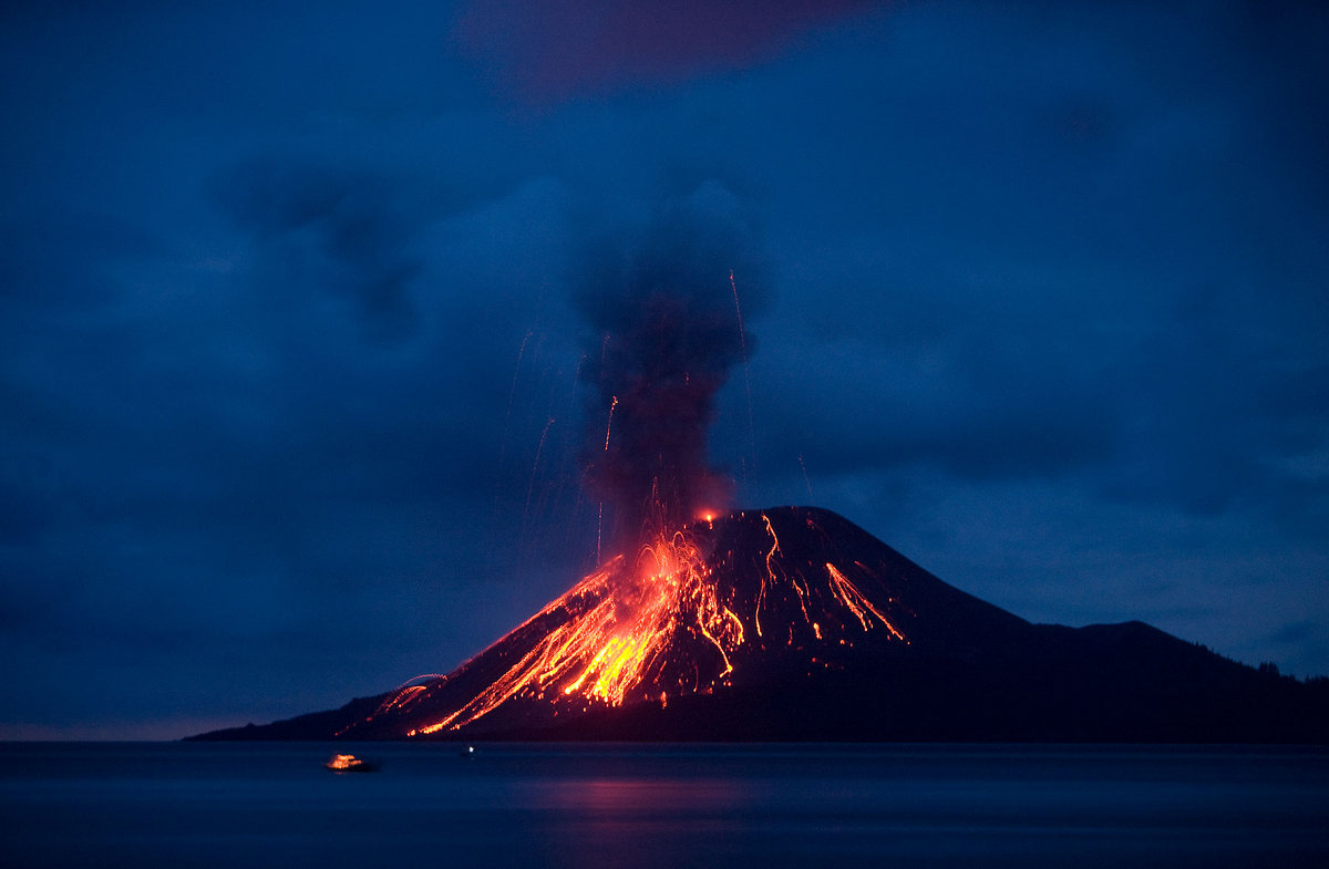 The 10 deadliest eruptions  Silent Beauty